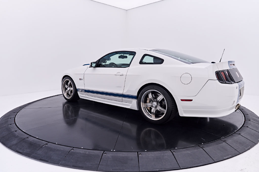 Used 2011 Ford Mustang GT Premium w/ Electronics Pkg RWD image 13