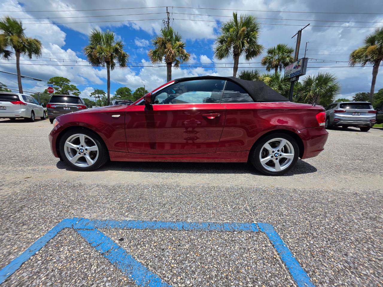 Used 2013 BMW 128i Convertible RWD image 2