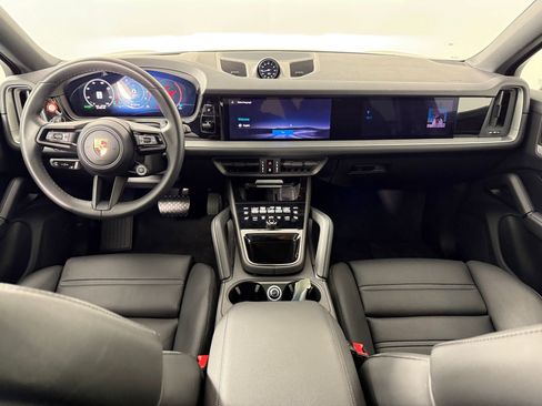 New 2026 Porsche Cayenne Coupe image 20