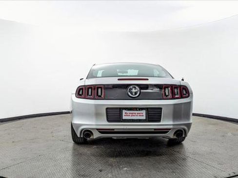Used 2014 Ford Mustang V6 image 6