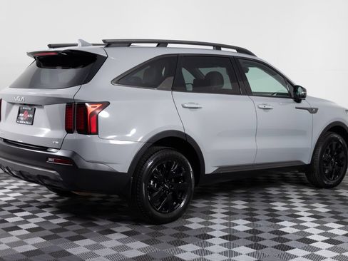 Used 2023 Kia Sorento S w/ Panoramic Sunroof Package AWD/4WD image 8
