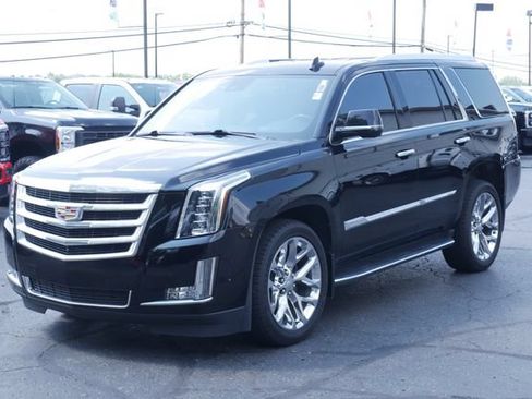 Used 2020 Cadillac Escalade Luxury AWD/4WD image 8