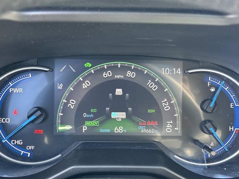 Used 2020 Toyota RAV4 Limited image 30