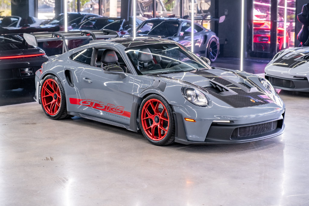 Used 2024 Porsche 911 GT3 RS w/ Weissach Package RWD image 16