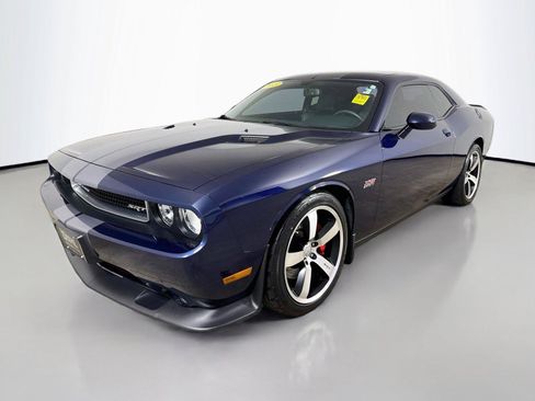 Used 2013 Dodge Challenger SRT8 RWD image 4