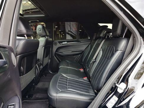 Used 2018 Mercedes-Benz GLE 350 w/ Premium 1 Package image 28