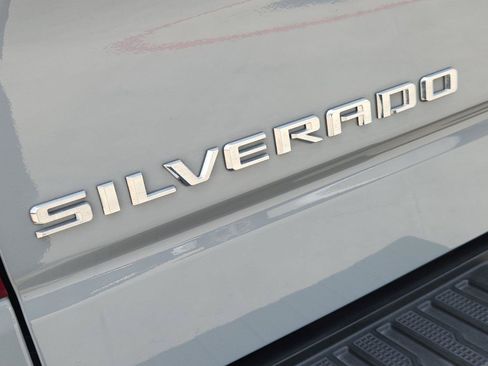 Used 2025 Chevrolet Silverado 1500 Custom RWD image 30