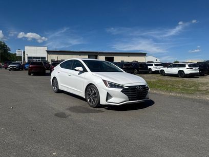 Used 2020 Hyundai Elantra Limited w/ Ultimate Package 03