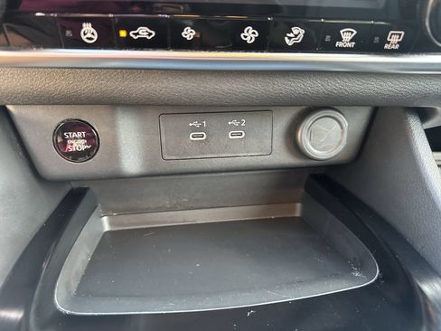 Used 2024 Nissan Rogue SV w/ SV Premium Package FWD image 22