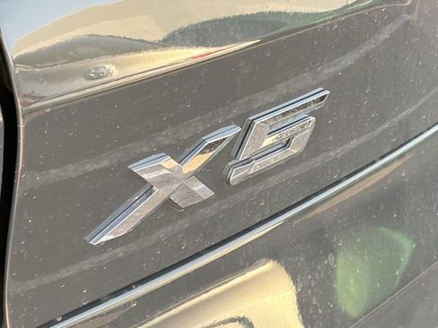 Used 2024 BMW X5 xDrive40i w/ M Sport Package AWD/4WD image 7