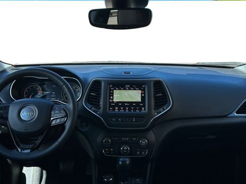 Used 2023 Jeep Cherokee Altitude Lux image 26