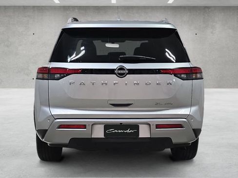 Certified 2025 Nissan Pathfinder SL AWD/4WD image 15