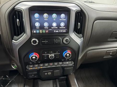 Used 2020 GMC Sierra 1500 SLT w/ SLT Premium Plus Package AWD/4WD image 20