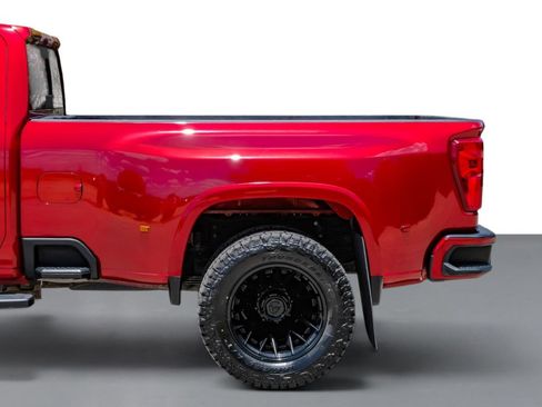Used 2022 Chevrolet Silverado 3500 High Country w/ Technology Package AWD/4WD image 11