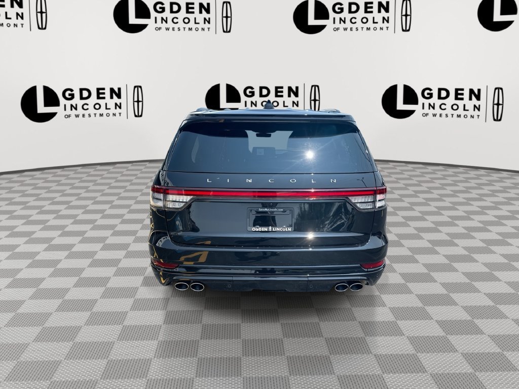 Used 2026 Lincoln Aviator Reserve w/ Jet Appearance Package AWD/4WD image 7