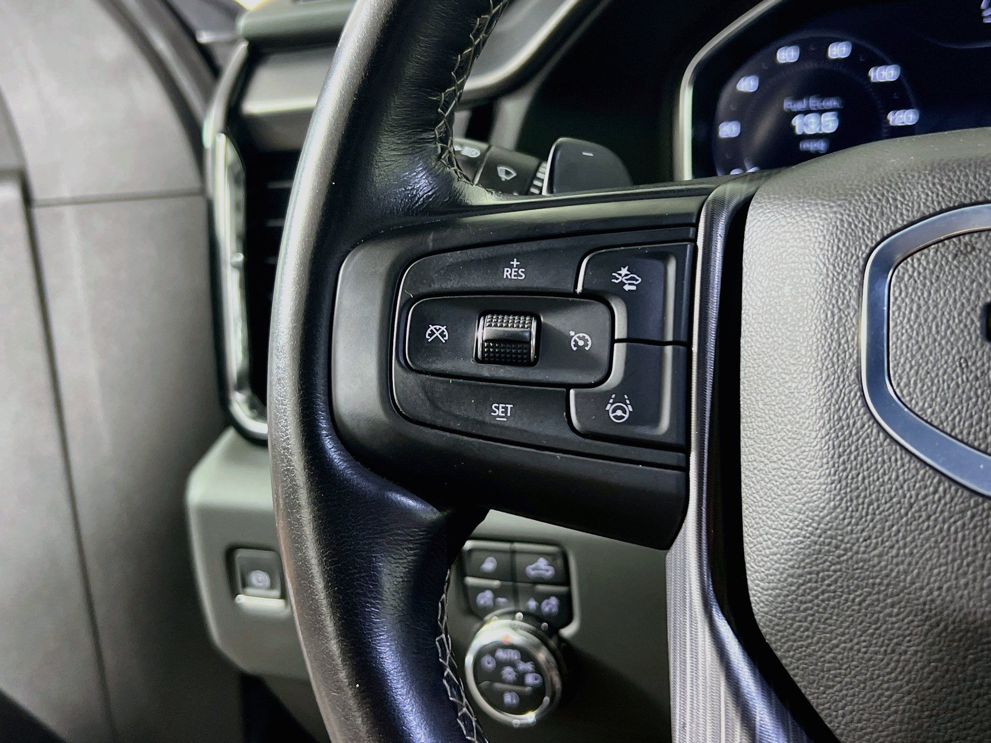 Used 2025 GMC Sierra 1500 Denali Ultimate AWD/4WD image 17