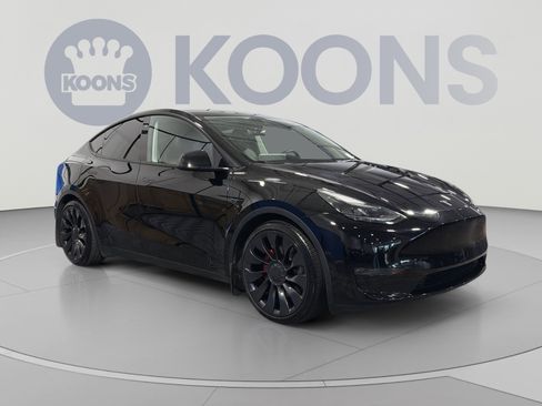 Used 2022 Tesla Model Y Performance AWD/4WD image 10