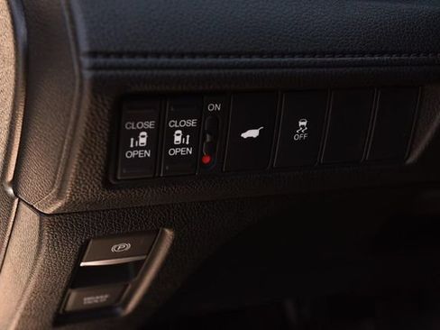 New 2026 Honda Odyssey EX-L image 11