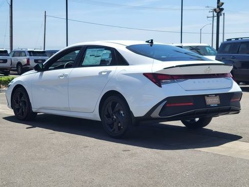 New 2026 Hyundai Elantra SEL Sport FWD image 3