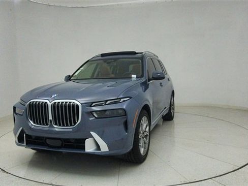 Used 2026 BMW X7 xDrive40i image 69