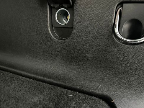 Used 2024 Chevrolet Traverse LT image 42