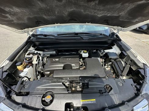 Used 2018 Nissan Pathfinder SL w/ SL Premium Package image 28