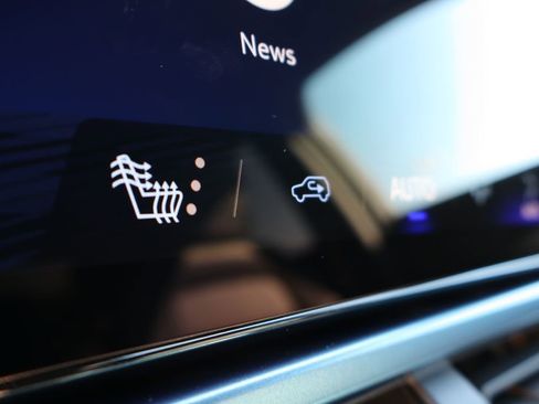 New 2026 Chevrolet Equinox EV LT image 21