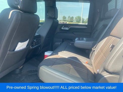 Used 2025 Chevrolet Silverado 3500 High Country w/ High Country Premium Package AWD/4WD image 29
