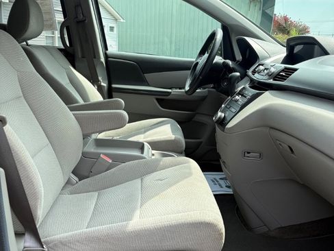 Used 2013 Honda Odyssey EX image 20