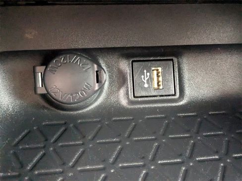 Used 2023 Toyota RAV4 LE image 21