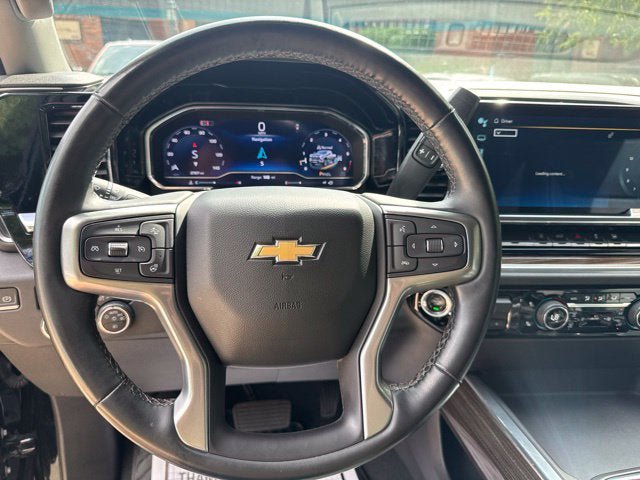 Used 2024 Chevrolet Silverado 2500 LT w/ Convenience Package AWD/4WD image 11