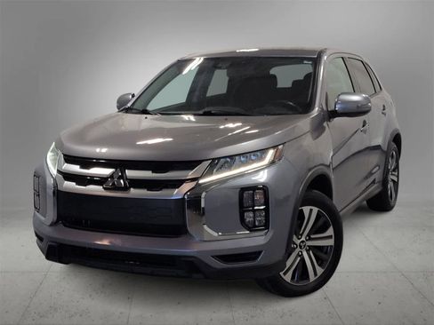 Used 2020 Mitsubishi Outlander Sport SE image 1