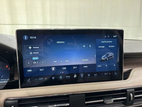Used 2023 Lincoln Corsair Reserve w/ Equipment Group 201A AWD/4WD image 14