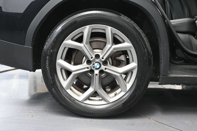 Used 2022 BMW X3 xDrive30i AWD/4WD image 11