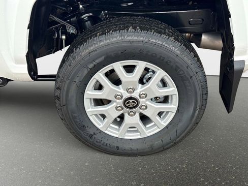 New 2026 Toyota Tacoma SR5 image 10