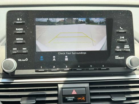 Used 2020 Honda Accord LX image 24