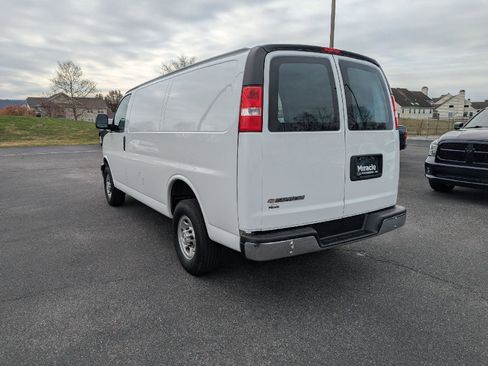 Certified 2024 Chevrolet Express 2500 w/ Driver Convenience Package image 6