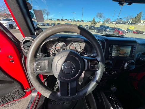 Used 2014 Jeep Wrangler Unlimited Sport image 38