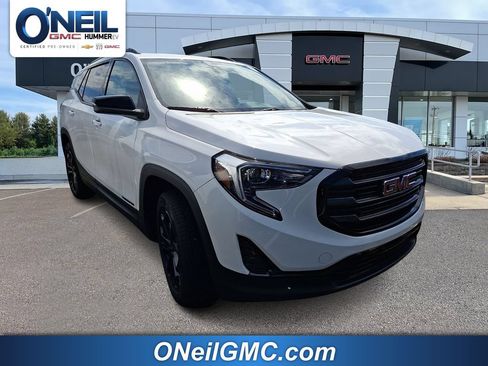 Certified 2021 GMC Terrain SLE w/ Driver Convenience Package AWD/4WD image 1