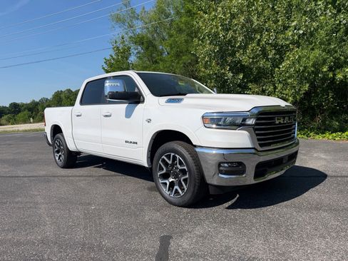 New 2026 RAM 1500 Laramie w/ Trailer Tow Group AWD/4WD image 3