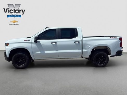Used 2022 Chevrolet Silverado 1500 Custom Trail Boss w/ LPO, Dark Essentials Package AWD/4WD image 4