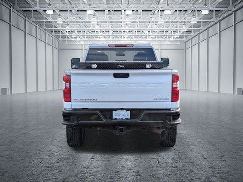 Used 2024 Chevrolet Silverado 2500 Custom w/ Custom Convenience Package AWD/4WD image 4