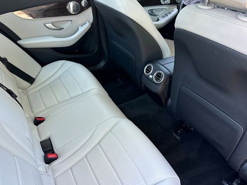 Used 2017 Mercedes-Benz C 300 Sedan image 30