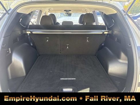 Used 2022 Hyundai Tucson SEL w/ Winter Package image 7