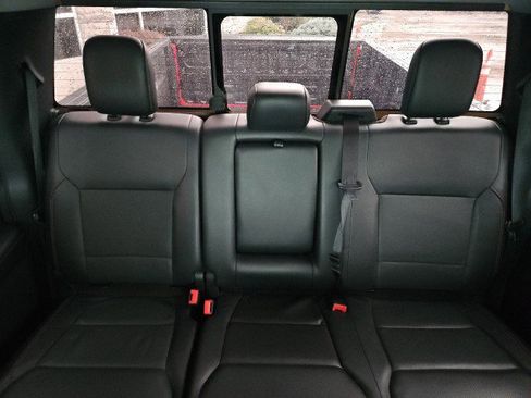 Used 2023 Ford F150 Lariat w/ FX4 Off-Road Package image 23