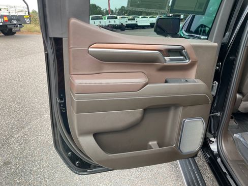 Used 2024 GMC Sierra 1500 Denali w/ Denali Reserve Package image 20