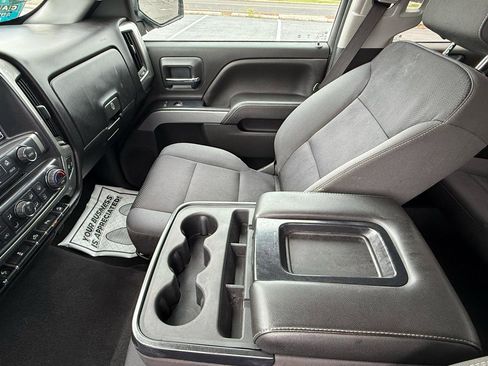 Used 2018 Chevrolet Silverado 1500 LT w/ All Star Edition AWD/4WD image 16