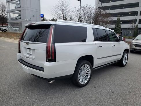 Used 2017 Cadillac Escalade ESV Platinum image 6