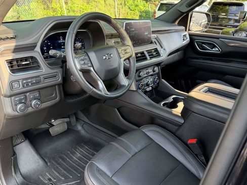 Used 2023 Chevrolet Tahoe RST w/ Luxury Package AWD/4WD image 12