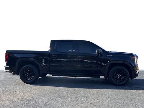 Used 2023 GMC Sierra 1500 Elevation image 24